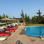 Villa Astri Ierissós