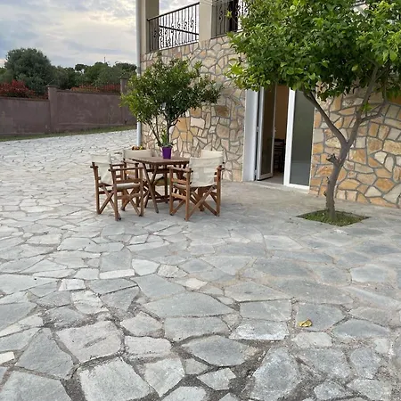 Astri Villa Ierissós