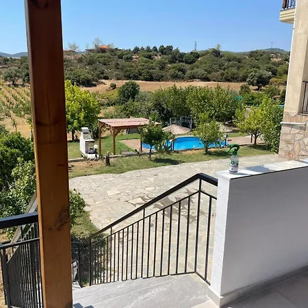 Villa Astri Ierissos